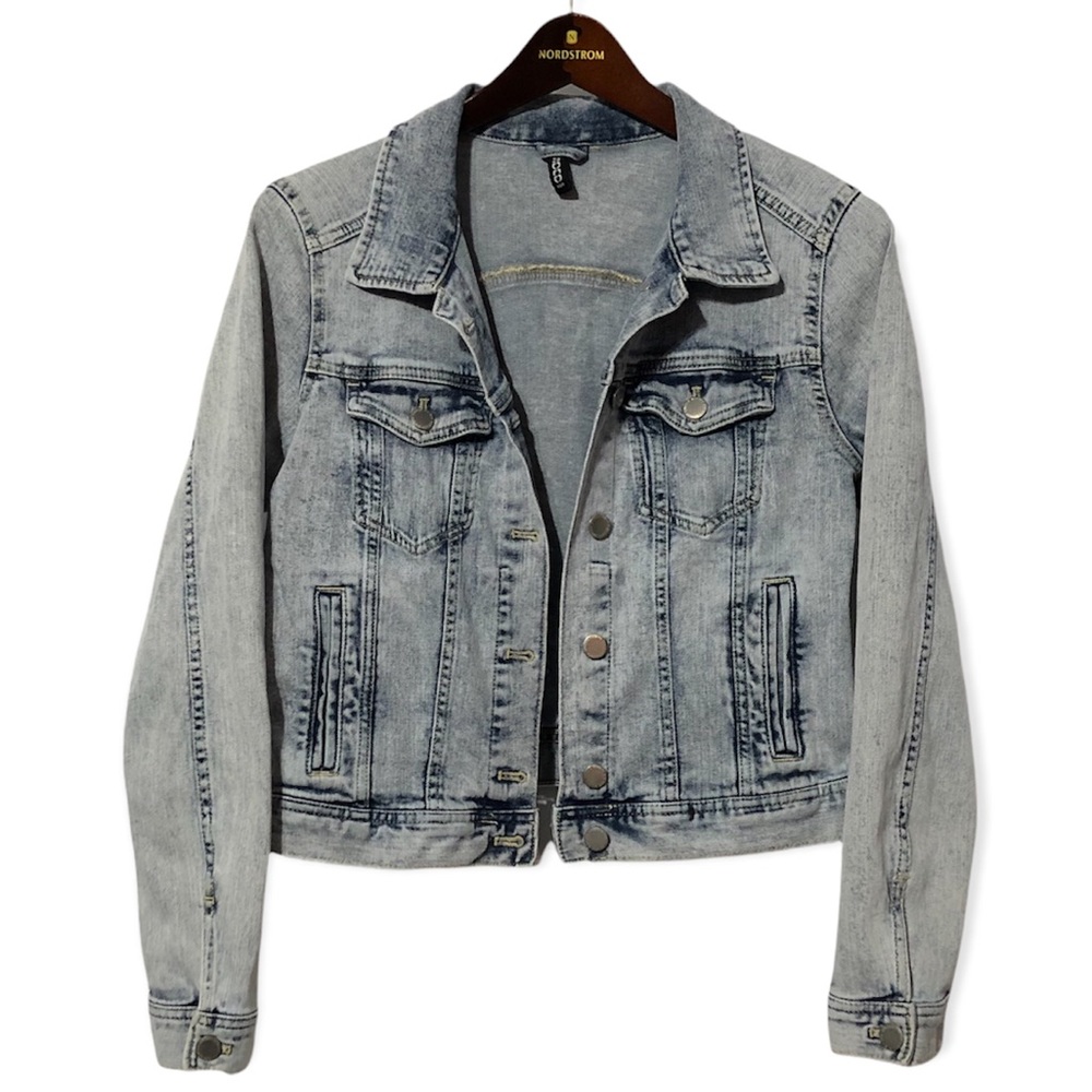 H&M Divided Short Acid Wash Denim Jacket